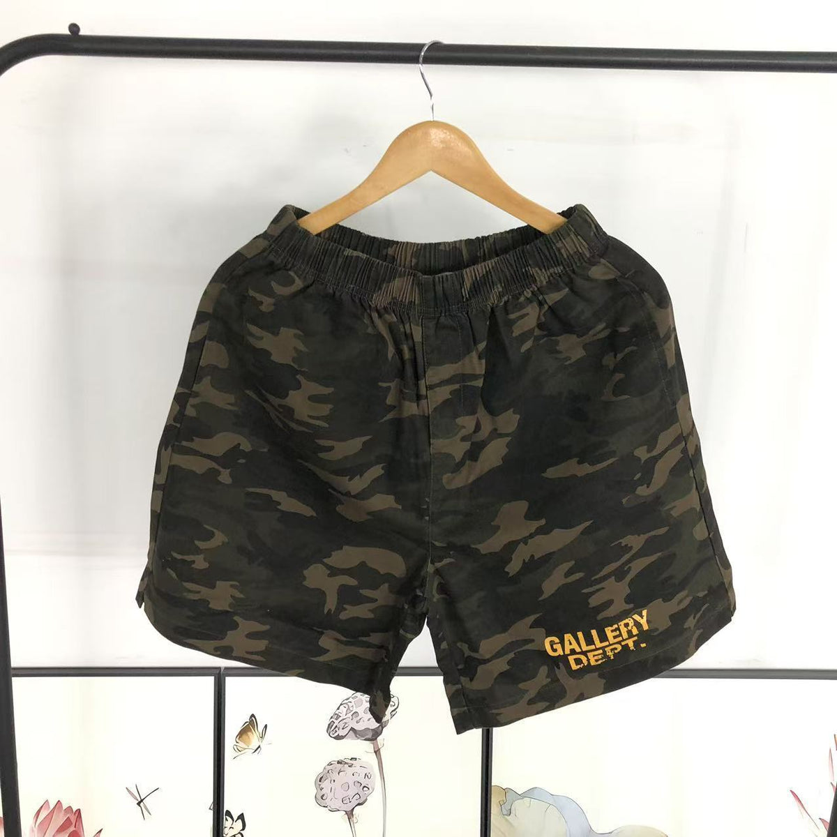 G - SHORTS