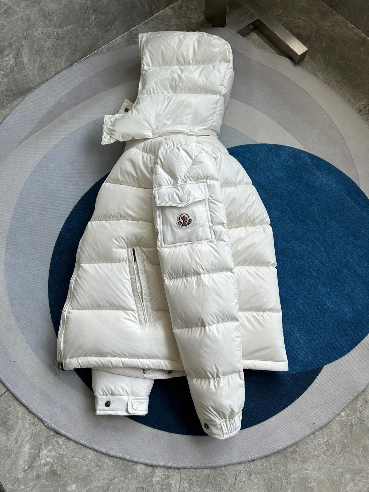 MON - PUFFER