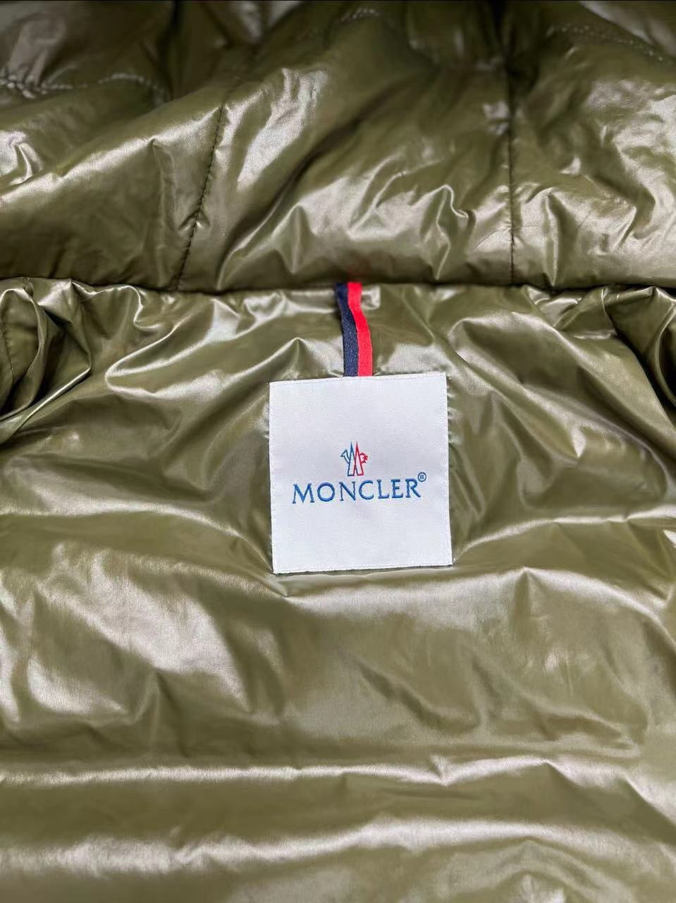 MON - PUFFER