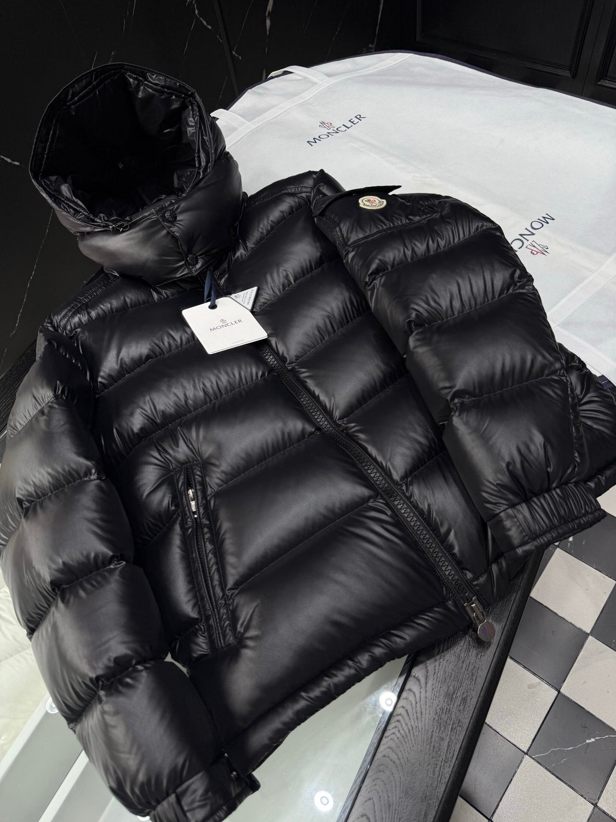 MON - PUFFER