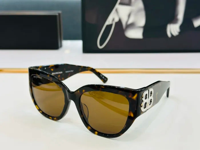 B - SUNGLASSES