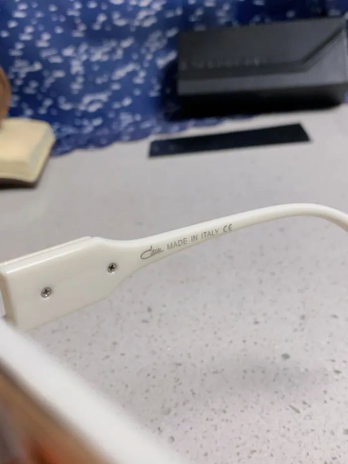 C - SUNGLASSES