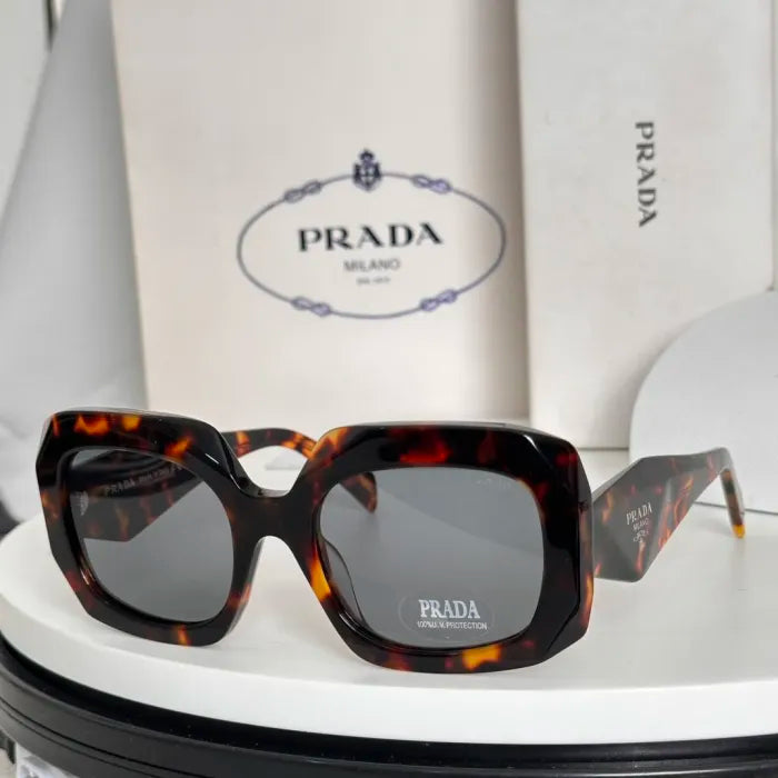 P - LUNETTES DE SOLEIL