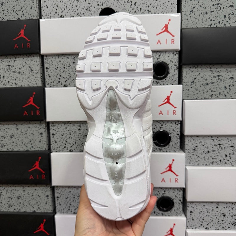 NK AM 95 - SNEAKERS