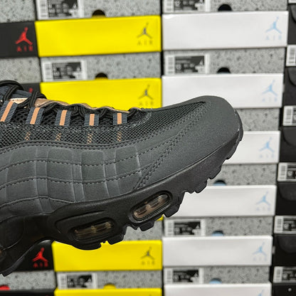 NK AM 95 SYNA - SNEAKERS