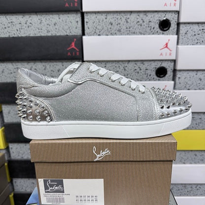 CL - SNEAKERS