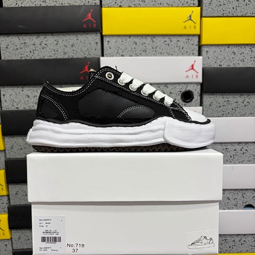MMY - SNEAKERS