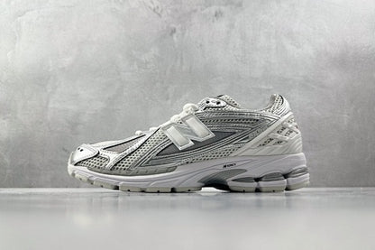 NB 1906R - SNEAKERS