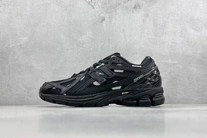 NB 1906R - SNEAKERS