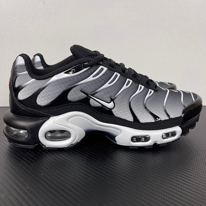 NK TN - SNEAKERS